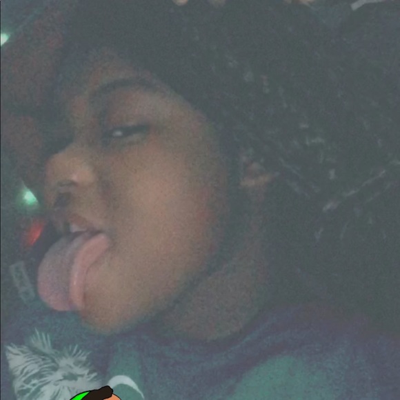 Meet your Posher, Tiffany - Picture 1 of 1